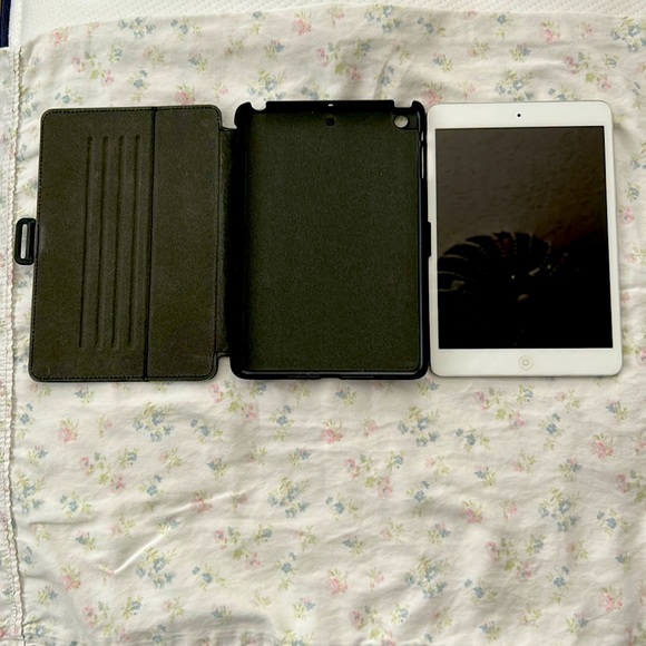 iPad mini (1st gen) - Picture 4 of 5